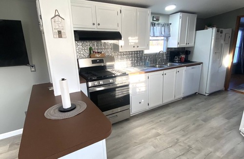 Cane Valley House | Della’s Delight- Sleeps 4