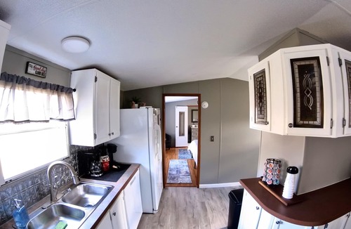 Cane Valley House | Della’s Delight- Sleeps 4