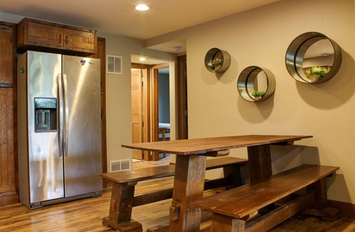 Lake Delton House | Dellview Lodge on Lake Delton