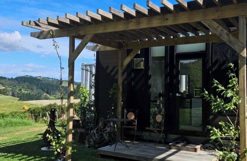 Whangarei House | Deloraine Tiny Retreat by Tiny Away