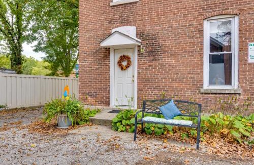 Delphi Apartment | Delphi Studio in Historic Building on Main St