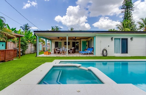 Lake Ida Shores House | Delray Beach, spend the holidays warmly, heated pool!