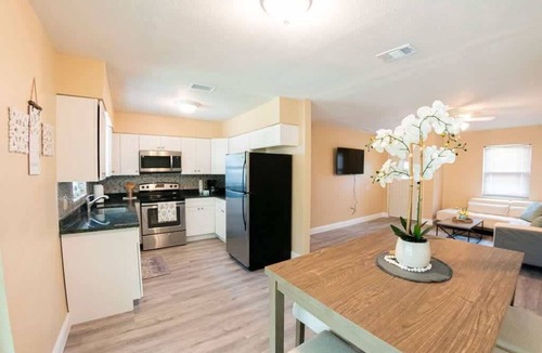 Greater Palm River Point CDC House | Delray House With Hutub & Game Room