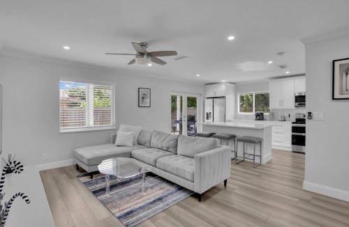 Tropic Palms House | Delray Oasis Pool Hot Tub