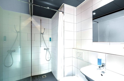 Wipkingen Hotel | Delta City Hotels - Self check