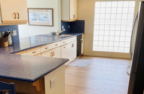 Discovery Bay House | Delta Daze!
