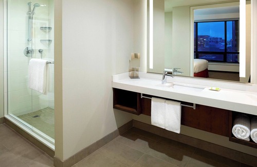 Byward Market - Parliament Hill Hotel | Delta Hotels by Marriott Ottawa City Centre