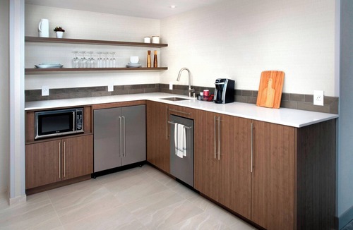 Port Gardner Hotel | Delta Hotels by Marriott Seattle Everett