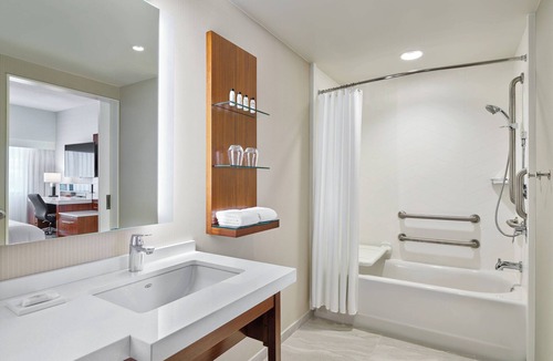 Ashland Hotel | Delta Hotels by Marriott Ashland Downtown