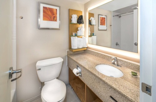 Utica Hotel | Delta Hotels by Marriott Utica