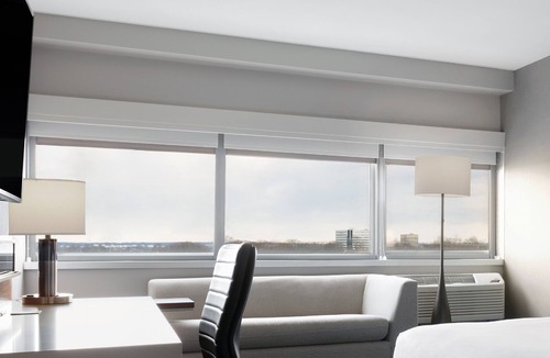 Iselin Hotel | Delta Hotels by Marriott Woodbridge