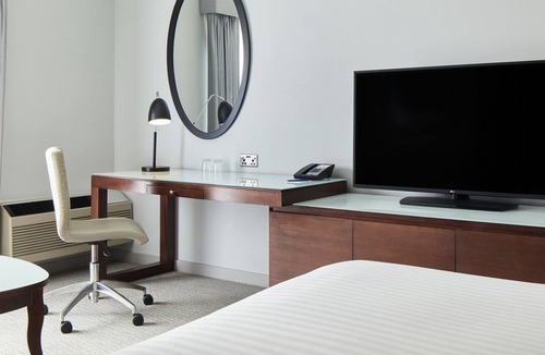 Broxbourne Hotel | Delta Hotels Cheshunt