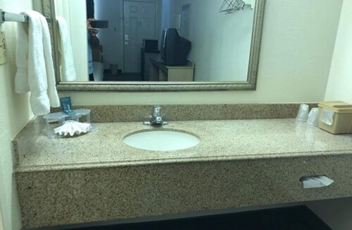 West Helena Hotel | Delta Inn