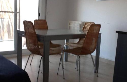 L'Eucaliptus Apartment | DELTAEBRO PISCINA