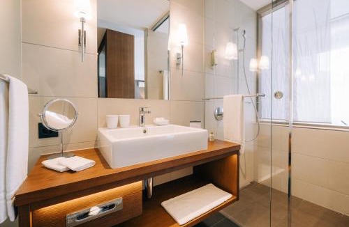 Gwatt Hotel | Deltapark Vitalresort*