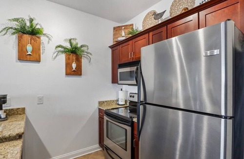 Lake Delton Condo | Delton Dawn - Luxury at Delton Grand