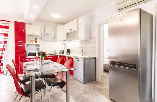 Vranjic Apartment | Delux apartment for 7 people