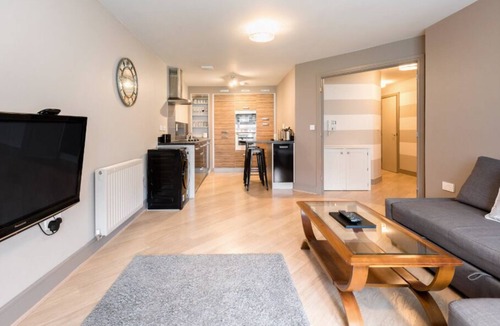 Bray on Thames Apartment | Delux Maidenhead Apartment