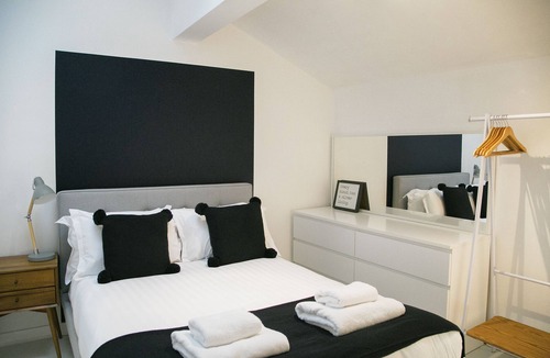 Harrogate City Centre Apartment | Deluxe 1 bedroom apartment