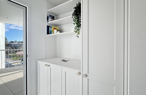 Batemans Bay Apartment | Deluxe 3-Bed Unit with Views