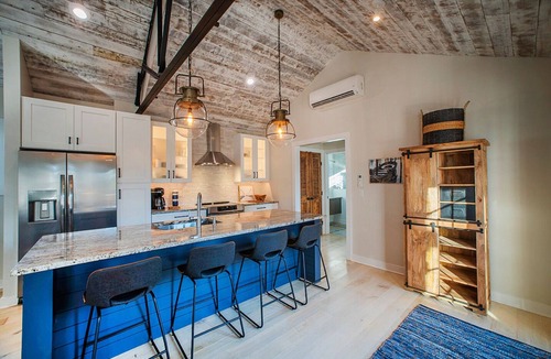 Lewes Apartment | Deluxe Adjoining Suite & Studio in Lewes