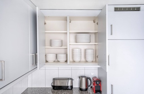 Allschwil Apartment | Deluxe Allschwil 3 Room w/Storage, nr local market, by Blueground