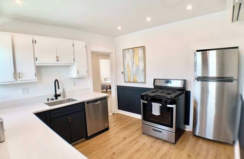 Arlington Condo | Deluxe and Bright 3Br, King Bed,W/D,Parking
