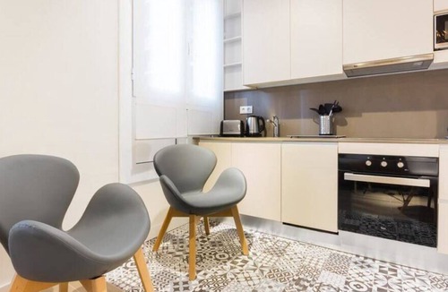 El Parc i la Llacuna del Poblenou Apartment | Deluxe apartment with balcony close to the beach!
