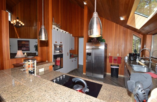 Black Butte Ranch House | Deluxe Black Butte Ranch Home. Perfect for a special family time or winter fun!