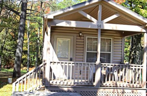 Centre Hall Cabin | Deluxe Cabin 42 w/4 Beds