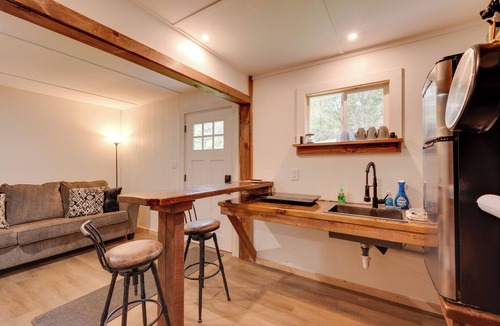 Hillsgrove Cottage | Deluxe Cabin G: 9 Mi to Worlds End State Park!
