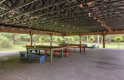 Hillsgrove Cottage | Deluxe Cabin G: 9 Mi to Worlds End State Park!