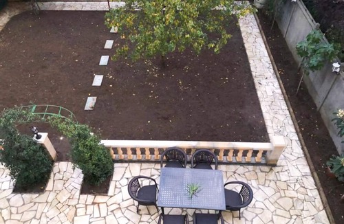 Maisons-Alfort House | Deluxe Comfort Suite