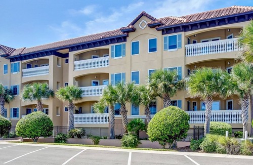 Fernandina Beach Condo | Deluxe Condo at the heart of Main Beach by RedAwning