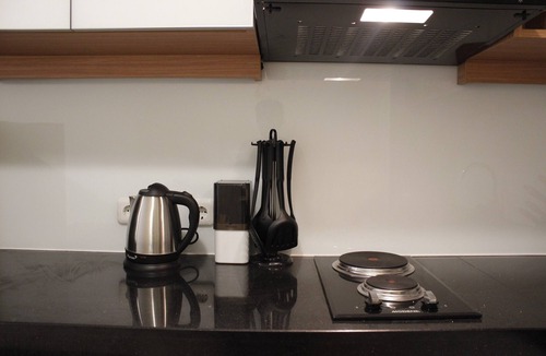 Arjuna Apartment | Deluxe & Cozy 2BR Apartment at Landmark Residence