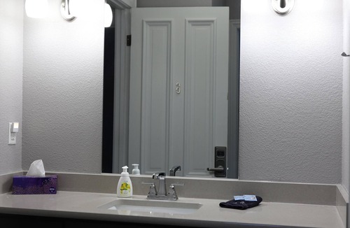 Washington House | Deluxe Double Ensuite at Cornerstone Inn