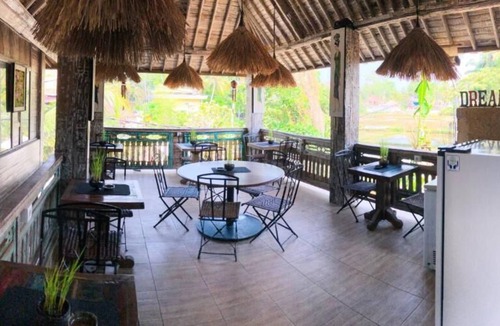 Melayang House | Deluxe double or twin room