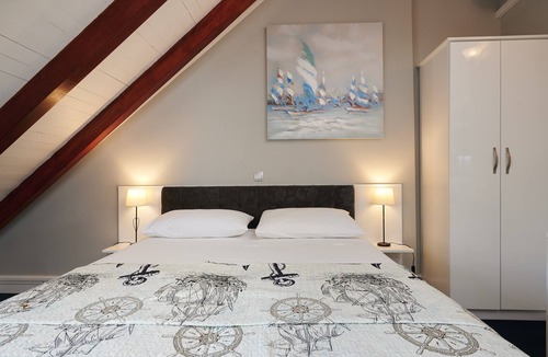 Trogir Hotel | Deluxe Double Room in Trogir Historic Center