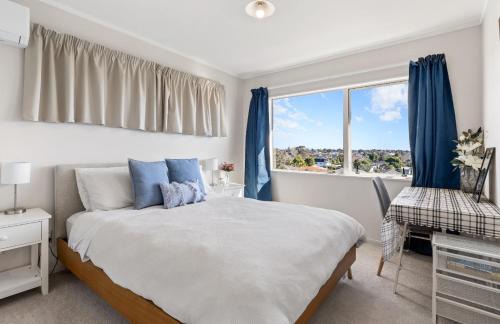 Bucklands Beach House | deluxe double room