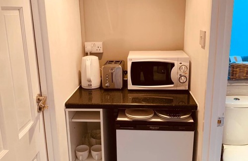 Banbury House | Deluxe Double Room with Shower