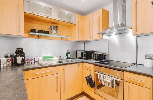 Northern Quarter Condo | Deluxe Duplex w/ Balcony & City Views - Pool Table