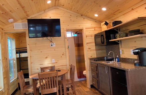 Sallisaw Cabin | Deluxe Effieincey DK4