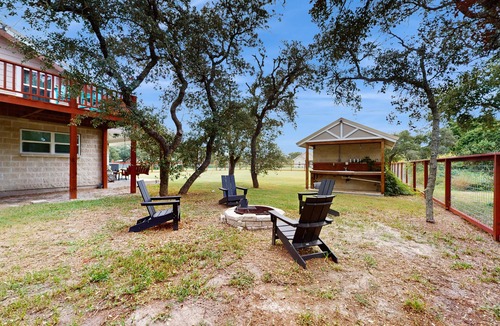 Rockport House | Deluxe Getaway on Big Corner Lot - Great Locale Near Bay