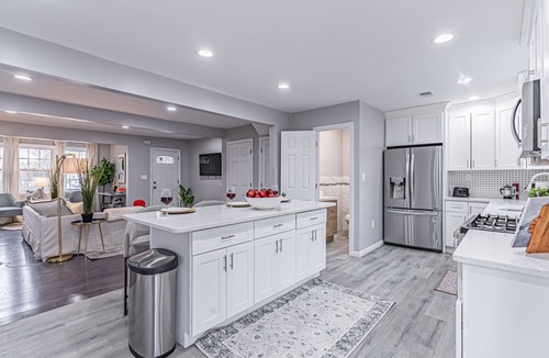 Scotch Plains House | Deluxe Harmony Duplex