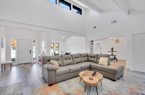 Far North Dallas House | Deluxe Home in upscale Dallas w/Pool and Hot Tub