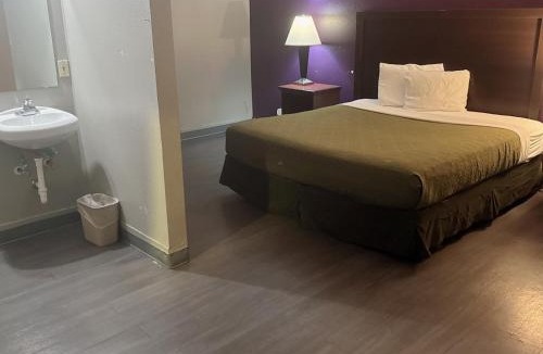 Bossier City Hotel | Deluxe inn