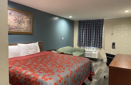 Jackson Hotel | Deluxe Inn