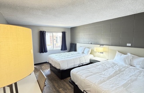 Mauldin Hotel | Deluxe Inn