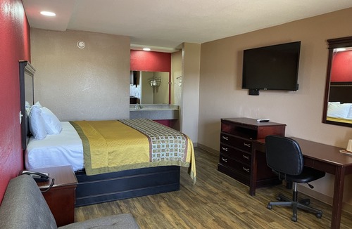 West Memphis Hotel | Deluxe Inn