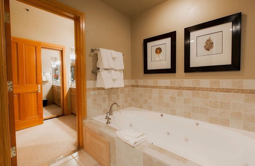 Deer Valley Hotel | Deluxe King Room With Hot Tub Hotel Room by RedAwning